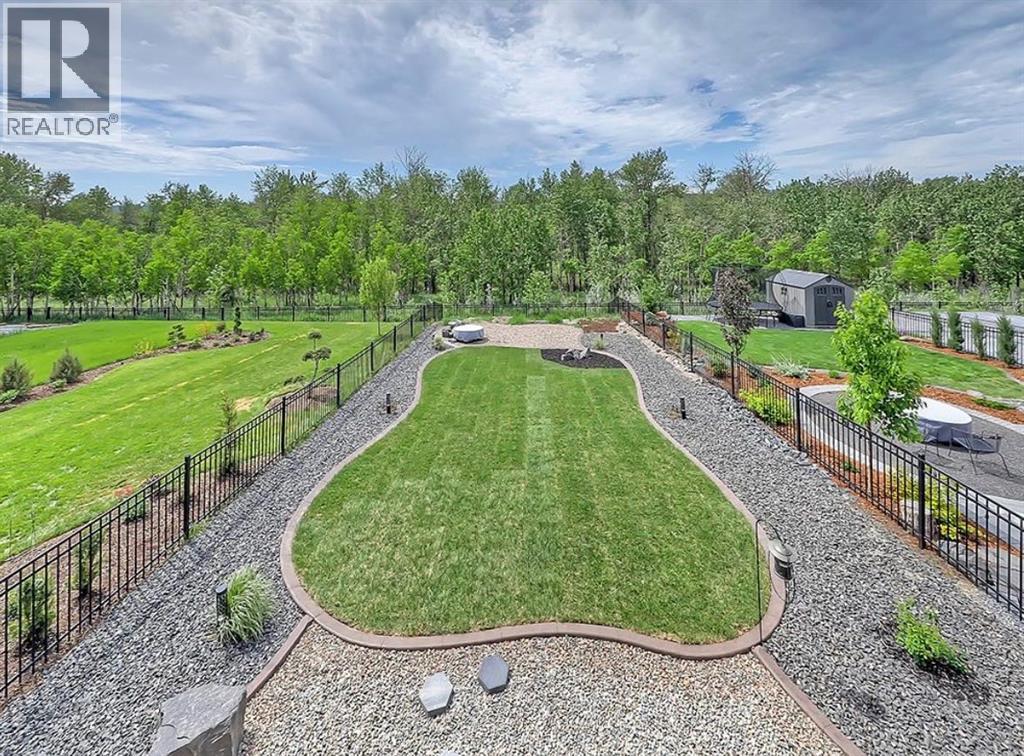 548 Cranbrook Gardens SE - Image 3