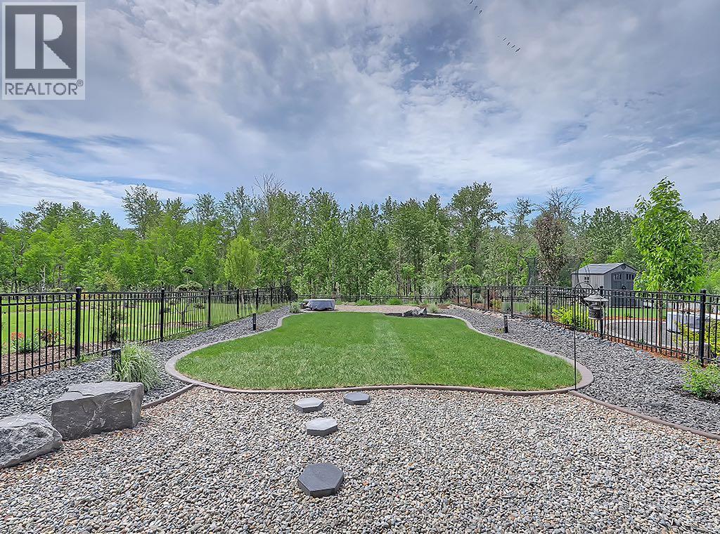 548 Cranbrook Gardens SE - 34