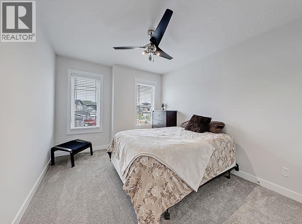 548 Cranbrook Gardens SE - 24