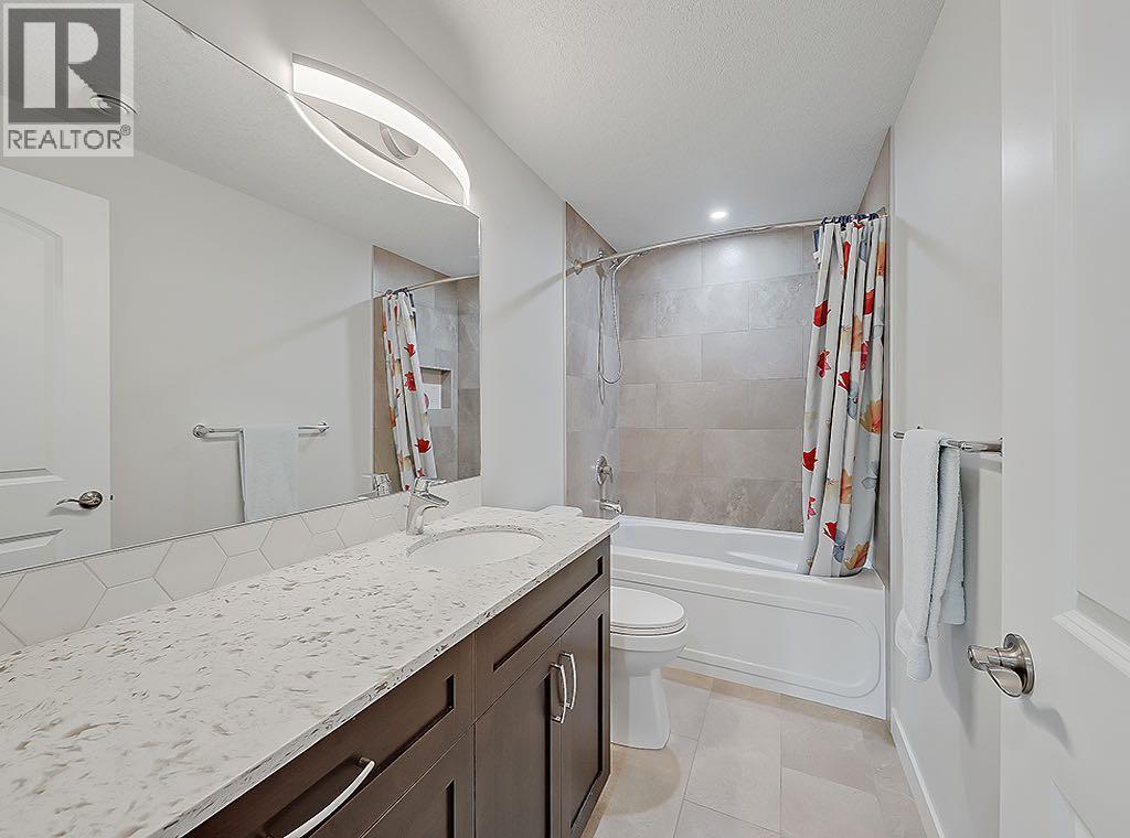 548 Cranbrook Gardens SE - 27