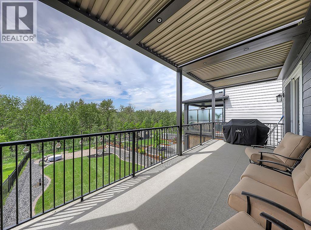 548 Cranbrook Gardens SE - 30