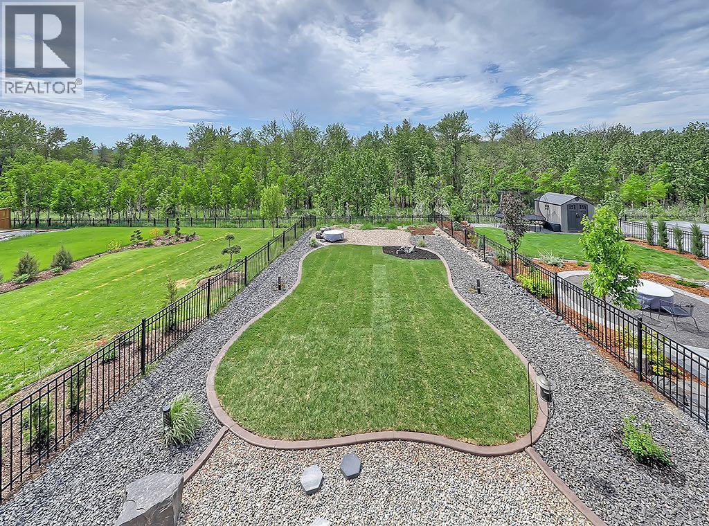 548 Cranbrook Gardens SE - 32