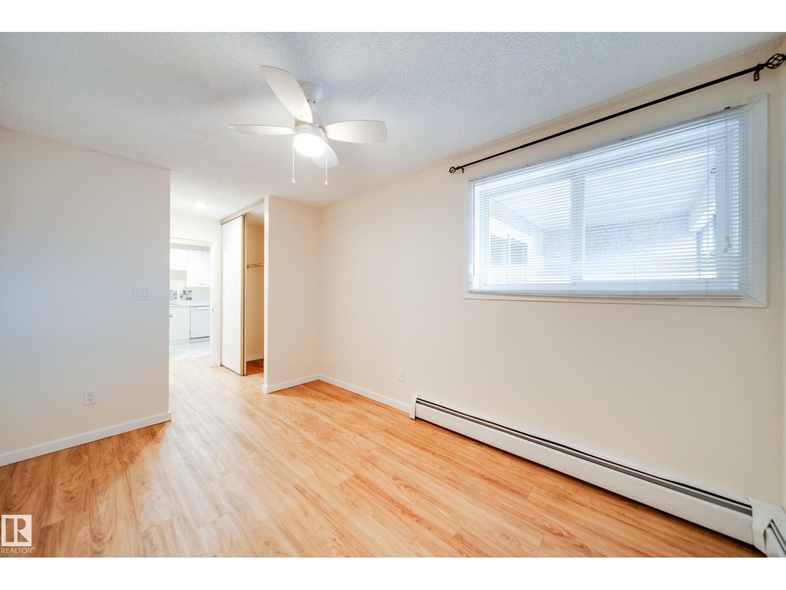 #402 1624 48 ST NW - 19