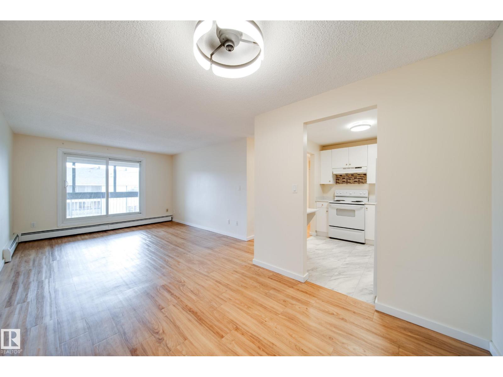 #402 1624 48 ST NW - 4