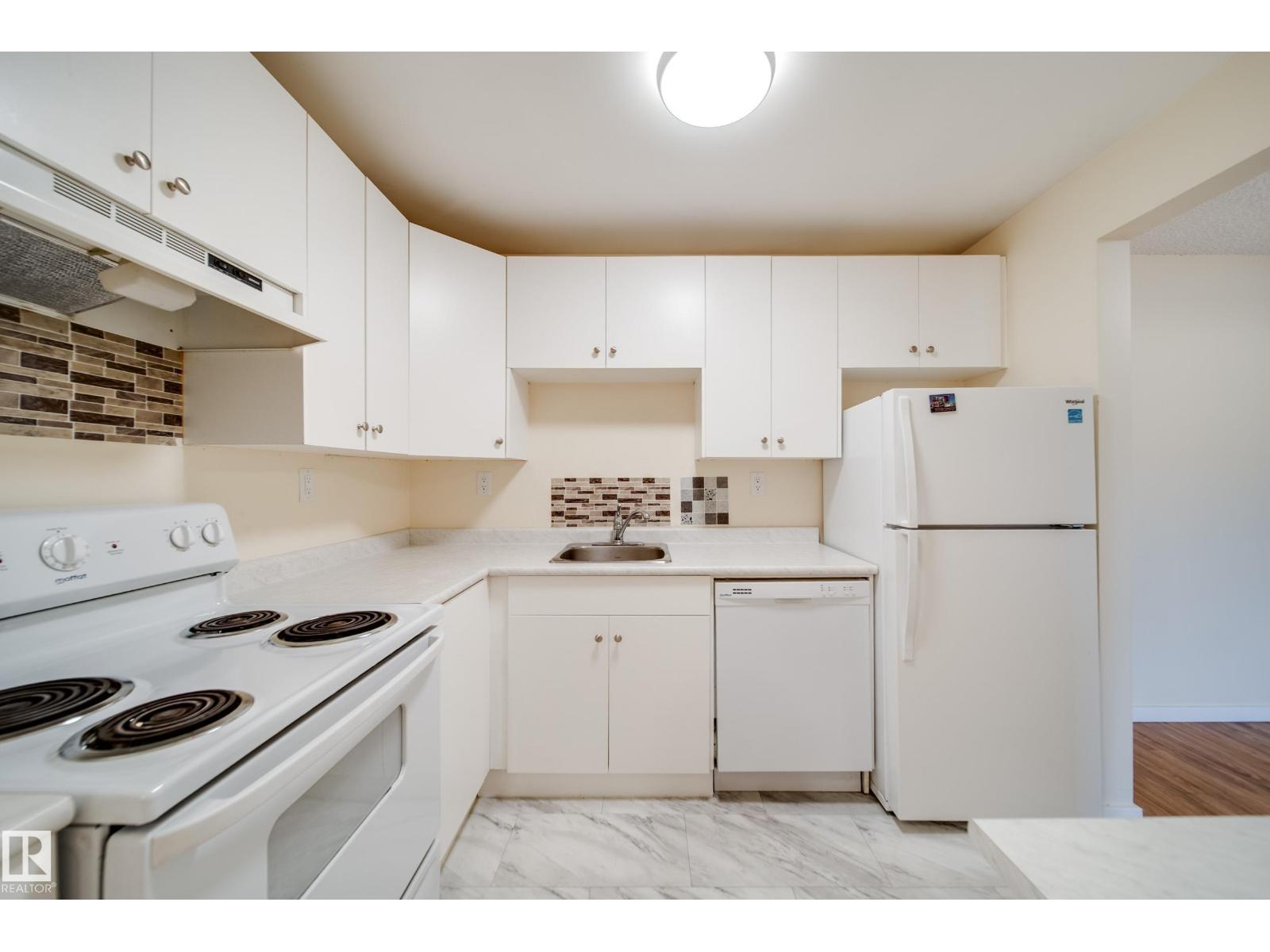 #402 1624 48 ST NW - 6
