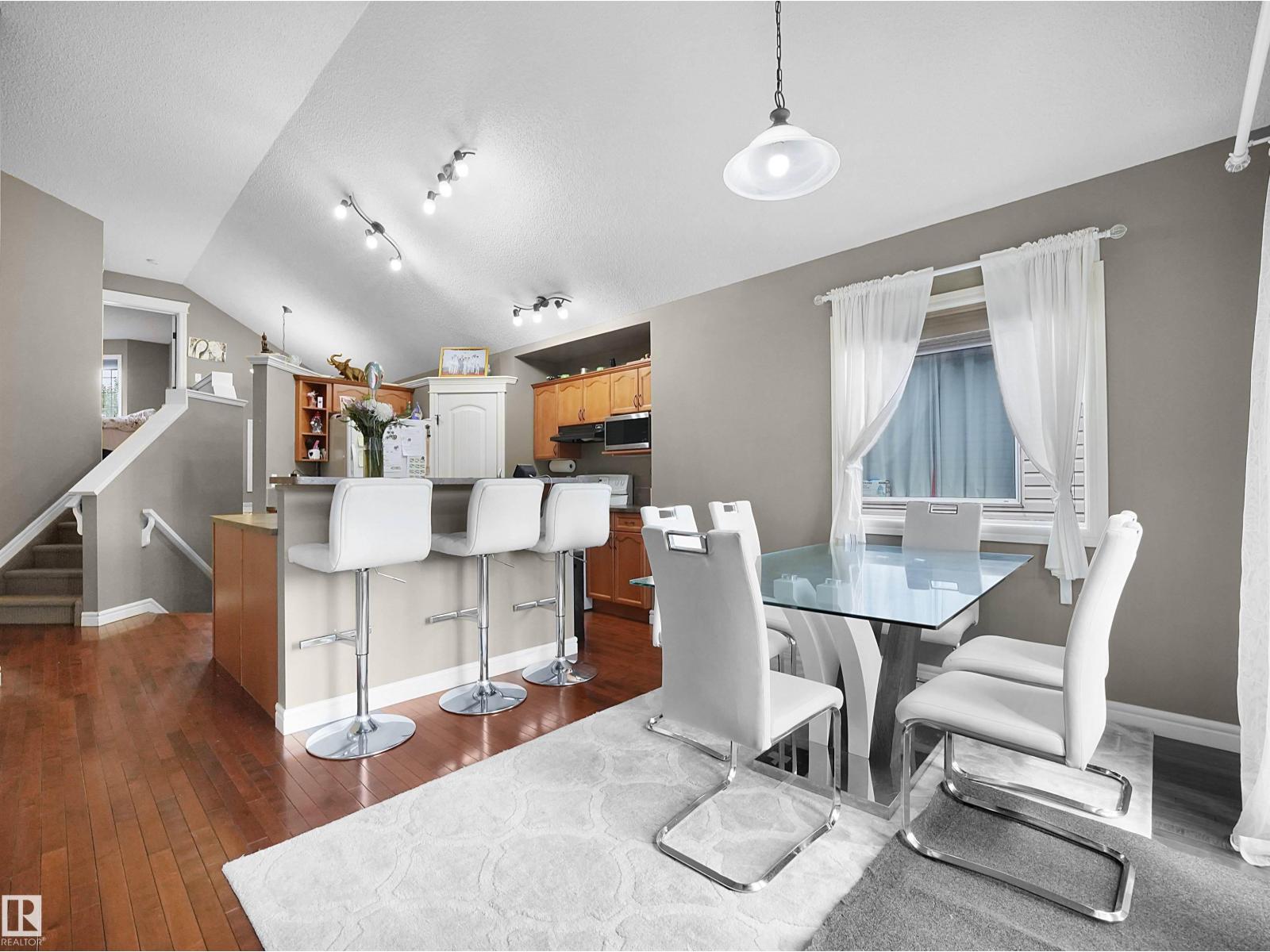 4021 158 AV NW NW - 11