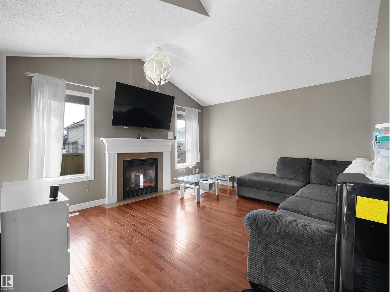 4021 158 AV NW NW - 12