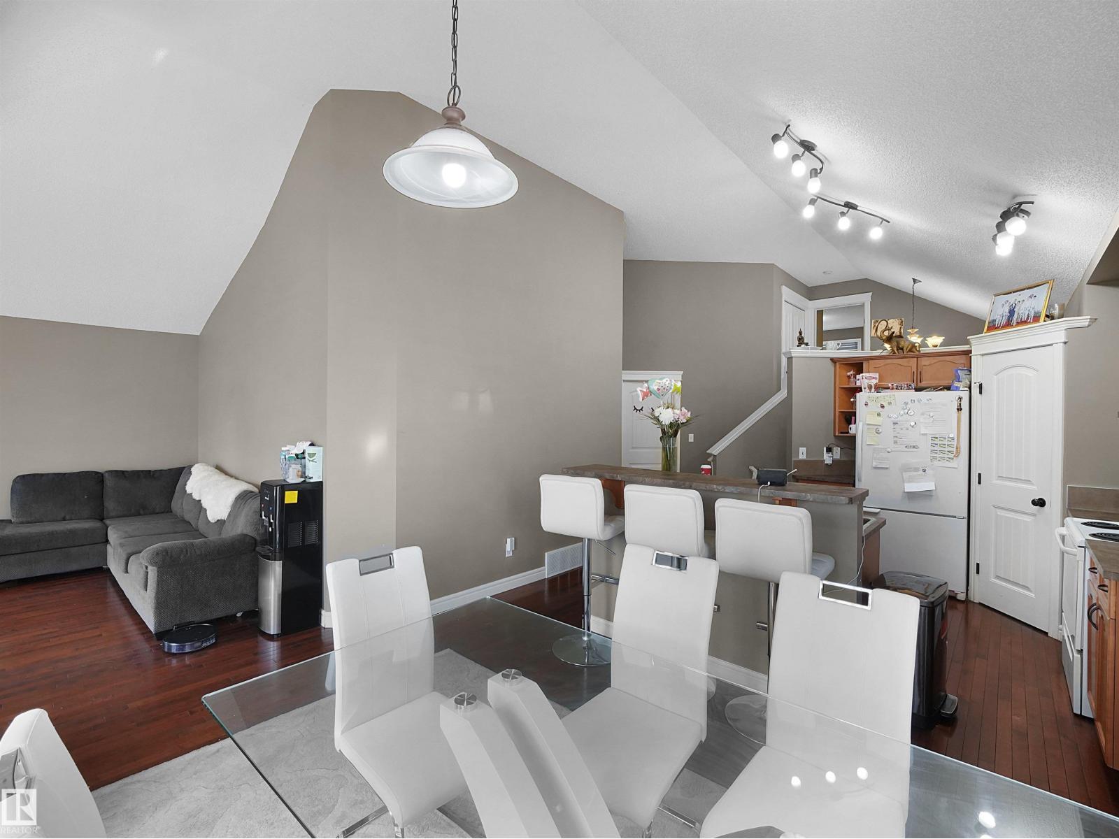 4021 158 AV NW NW - 14