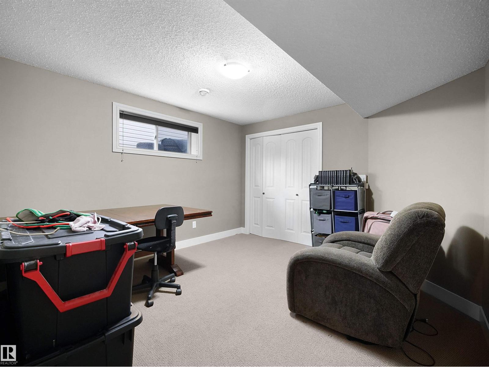4021 158 AV NW NW - 29