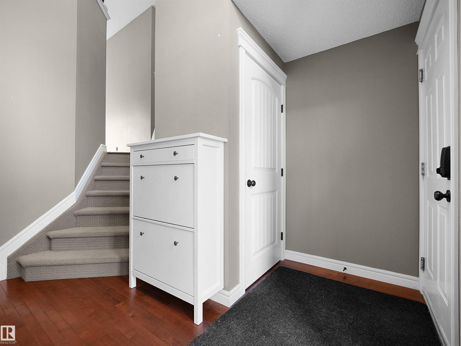 4021 158 AV NW NW - 4