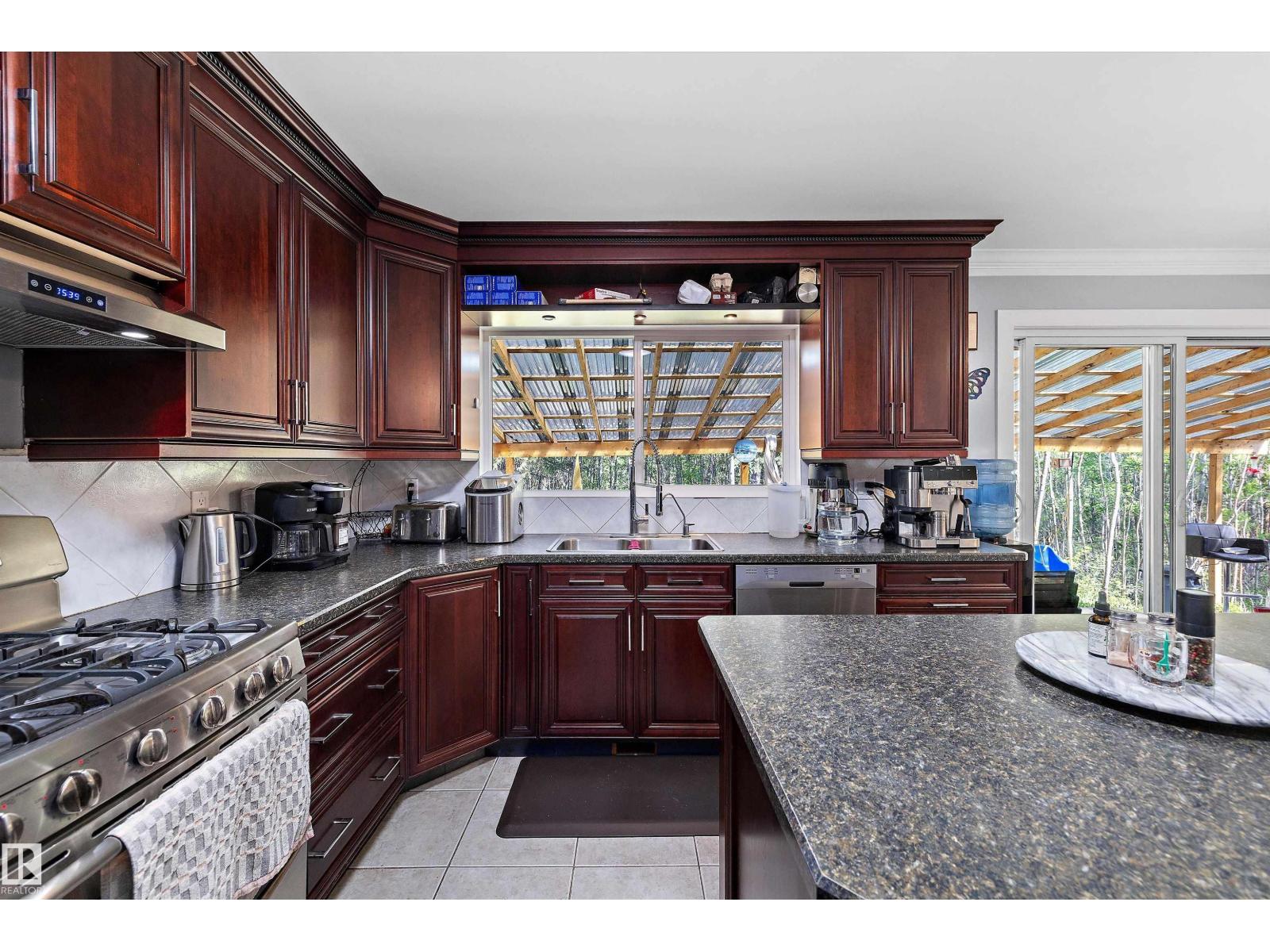 53257 RGE ROAD 211 - 12