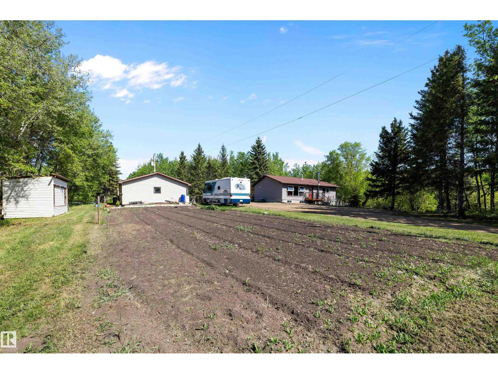 53257 RGE ROAD 211 - 44