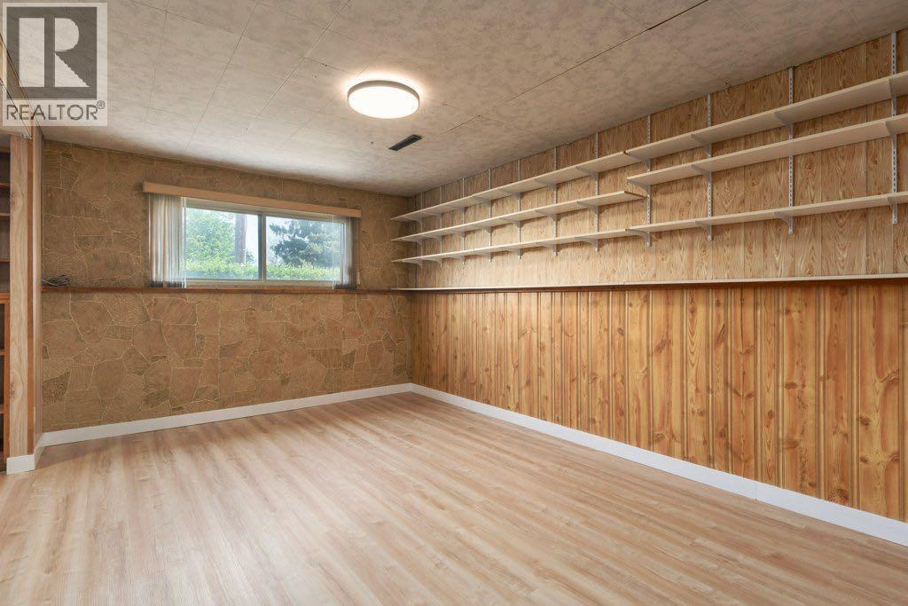3447 Bonita Crescent NW - 13