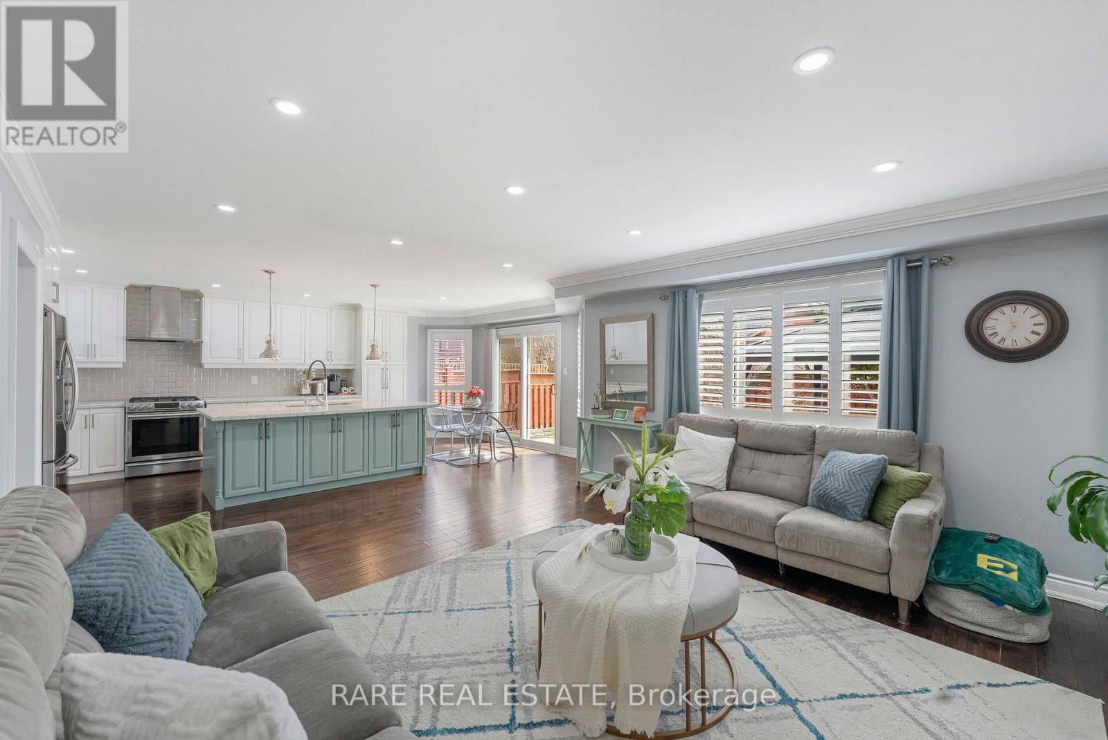 33 SOUTHBEND DRIVE - Image 2