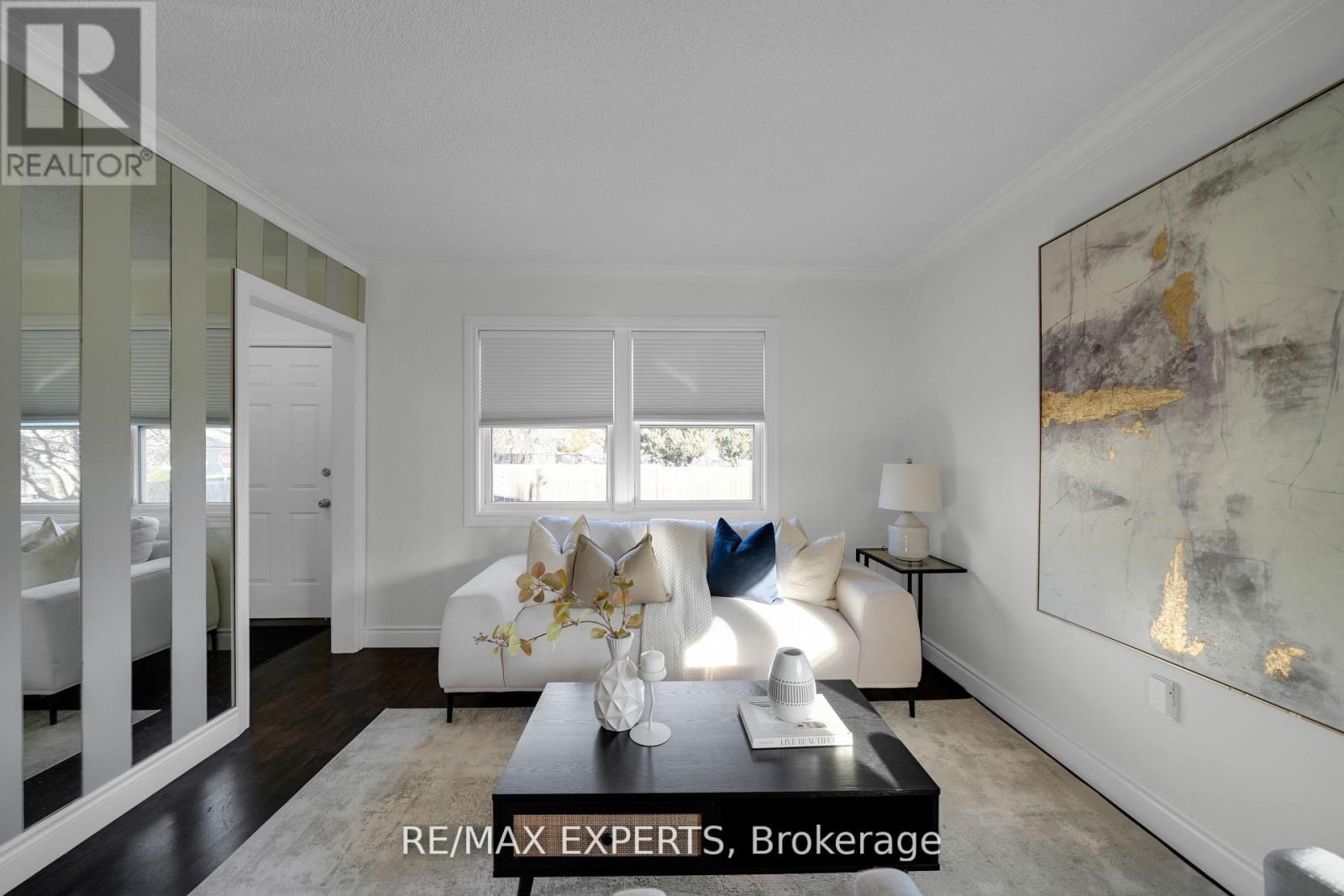 4 LARCHMERE AVENUE - 16