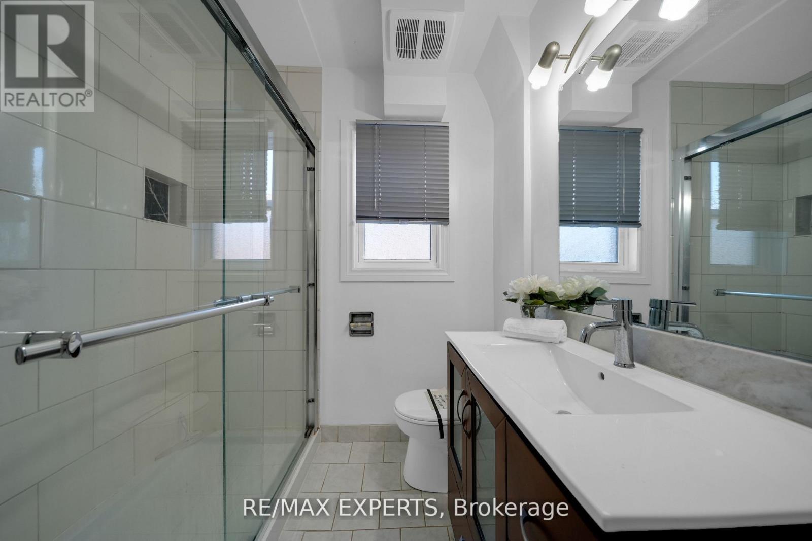 4 LARCHMERE AVENUE - 23