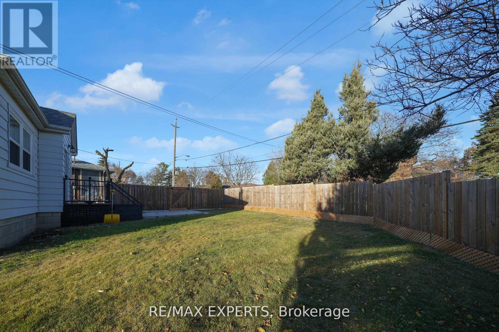 4 LARCHMERE AVENUE - 4