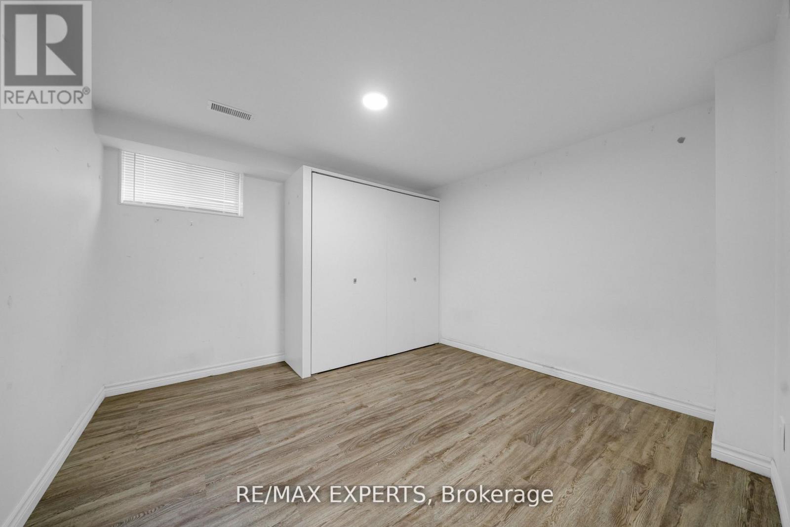 4 LARCHMERE AVENUE - 46
