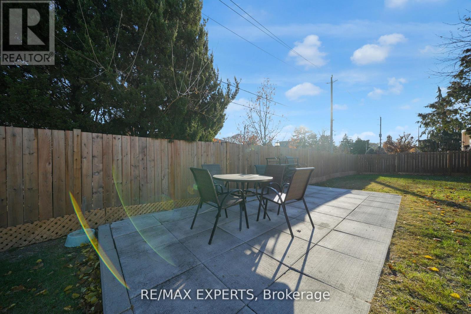 4 LARCHMERE AVENUE - 5