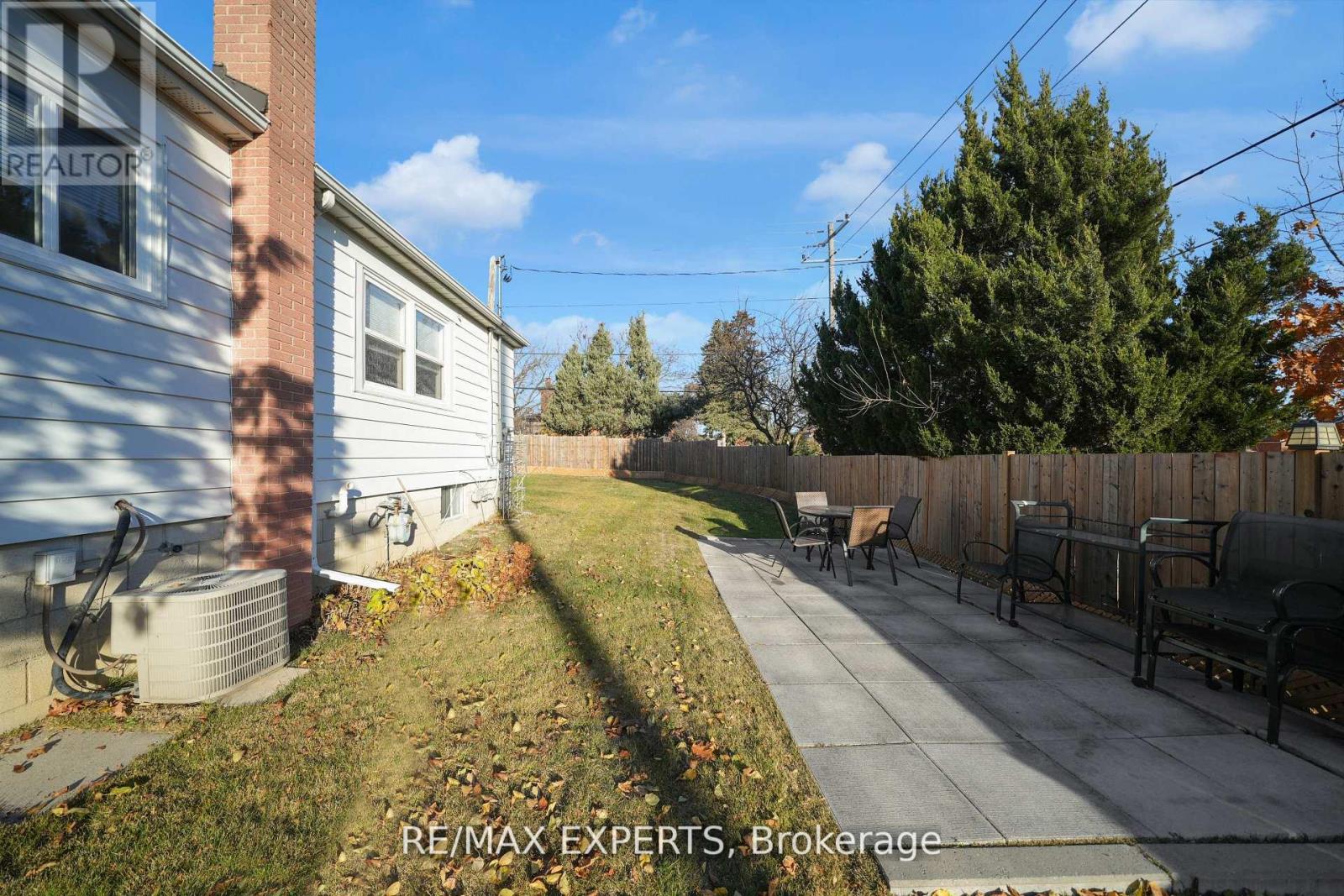 4 LARCHMERE AVENUE - 6