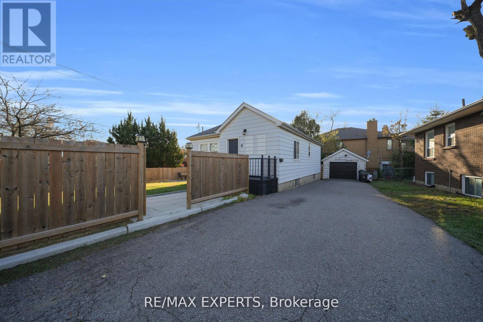 4 LARCHMERE AVENUE - 8