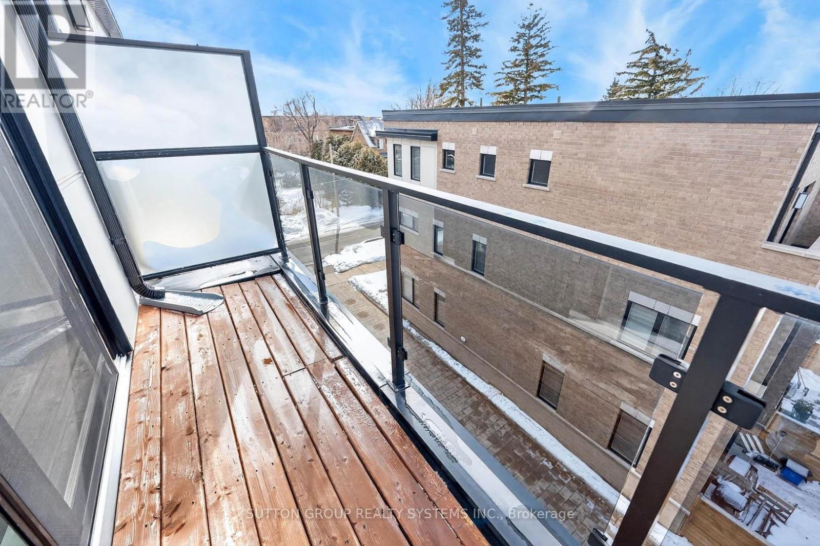 1126A ISLINGTON AVENUE - 38