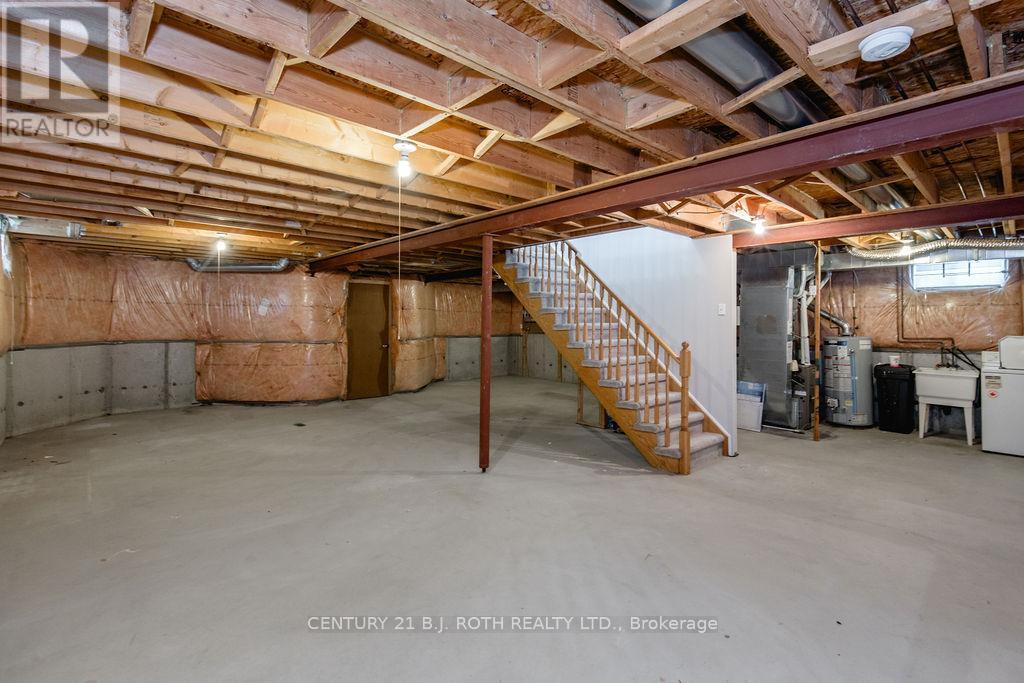 153 LIVINGSTONE STREET W - 23
