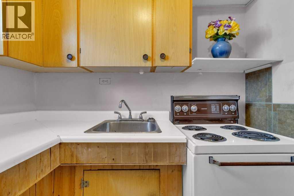 66 34 Avenue SW - 32