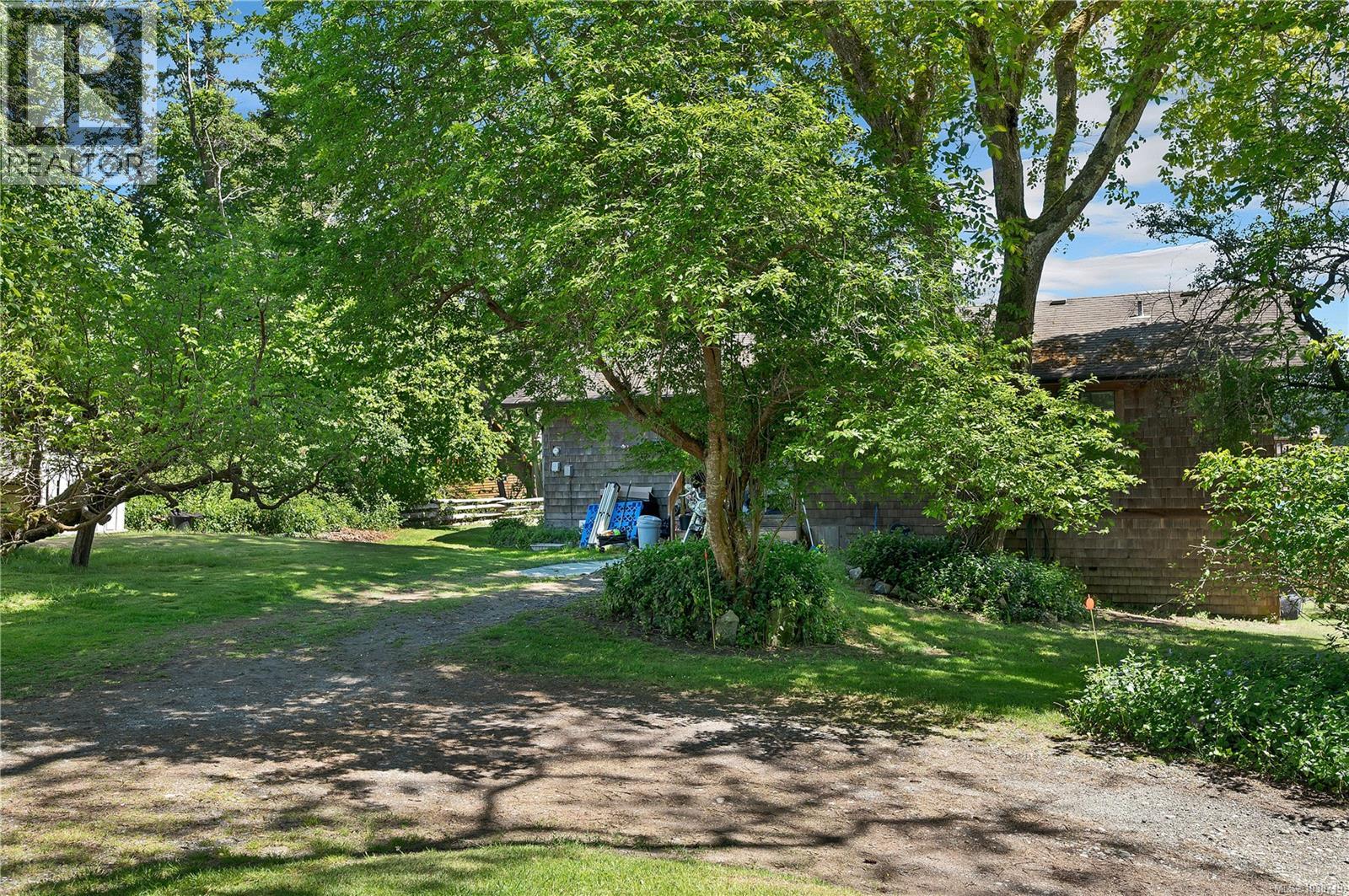 775 Endersby Rd - 27