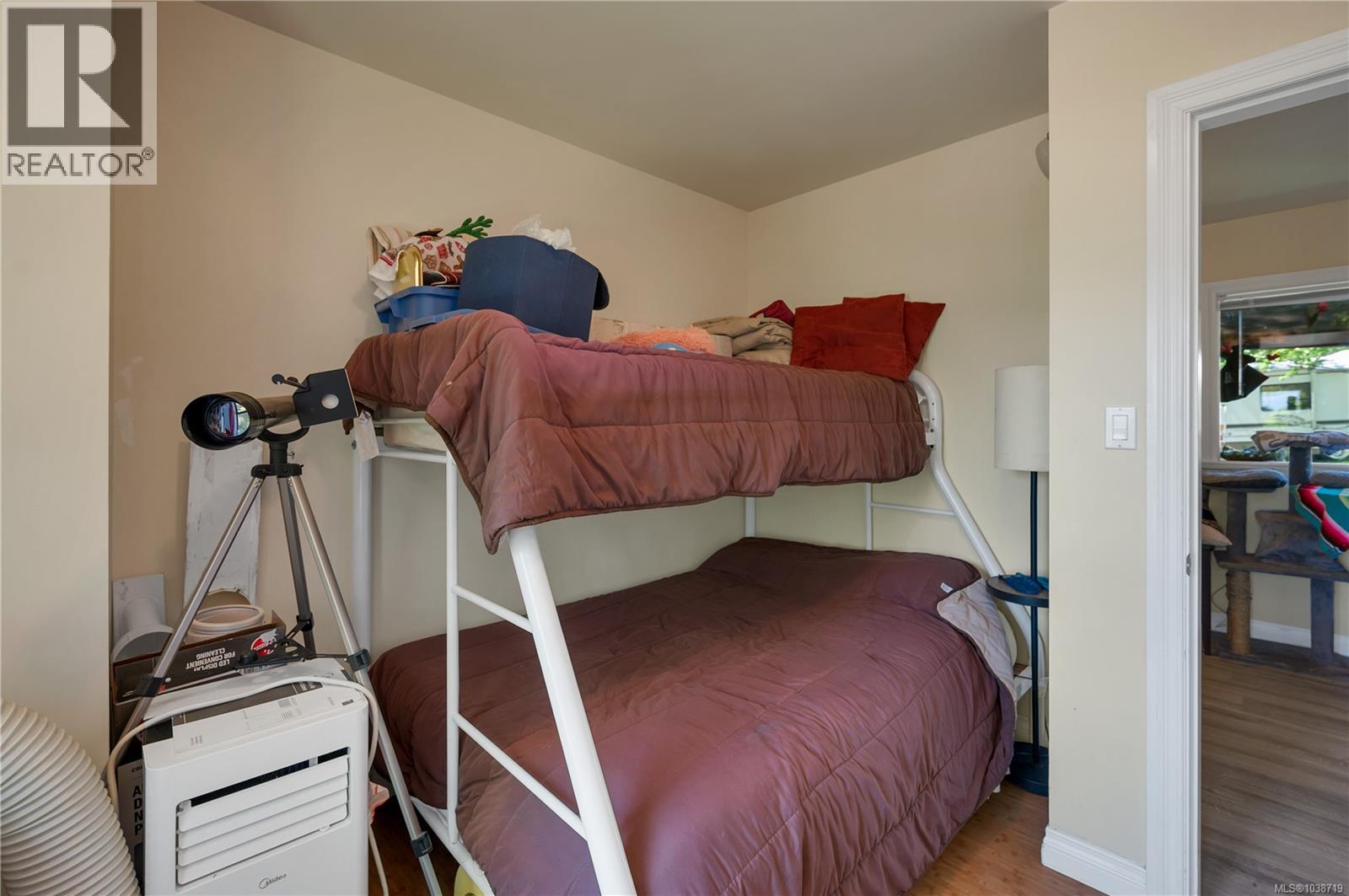 775 Endersby Rd - 50