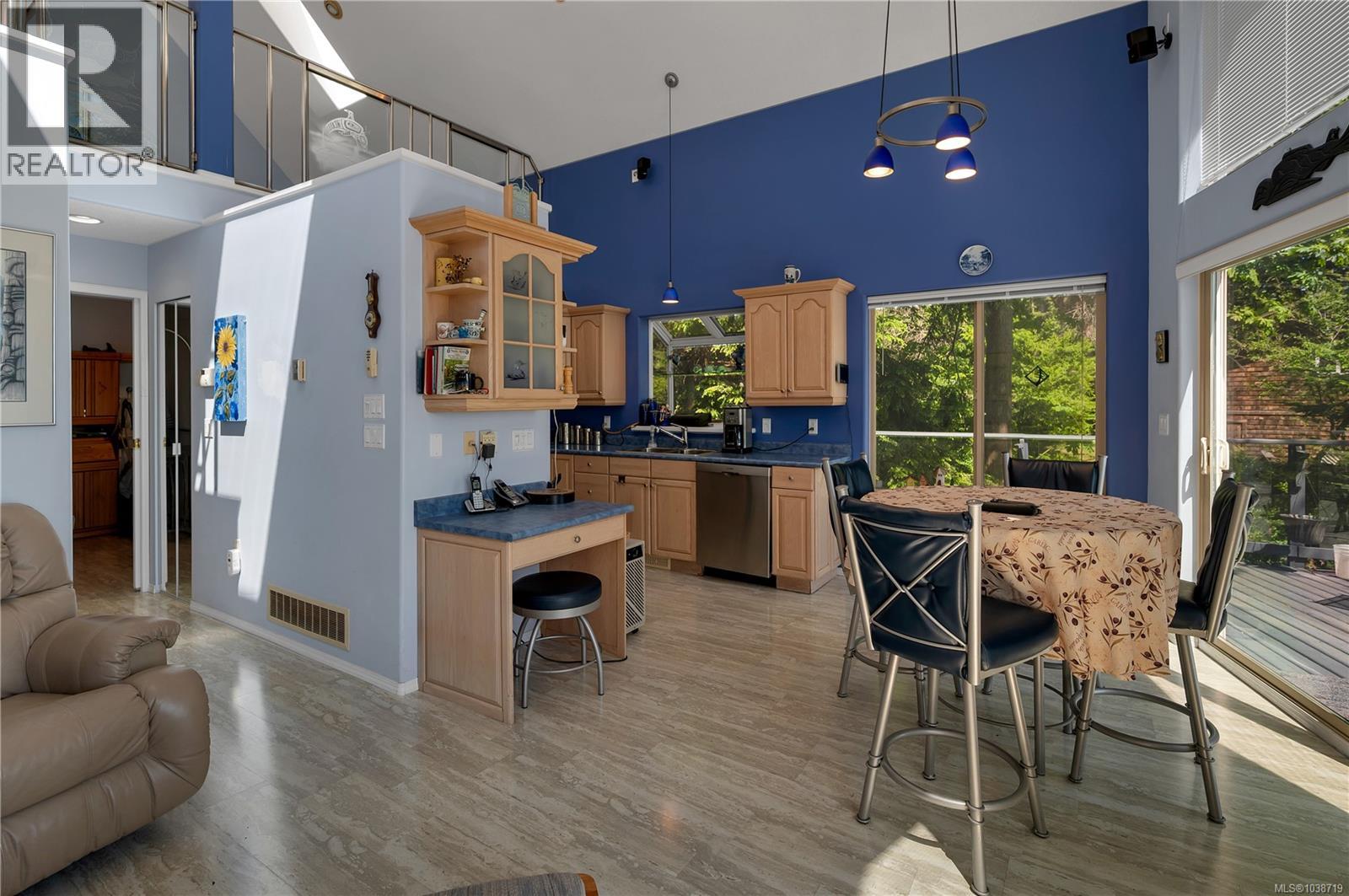 775 Endersby Rd - 6