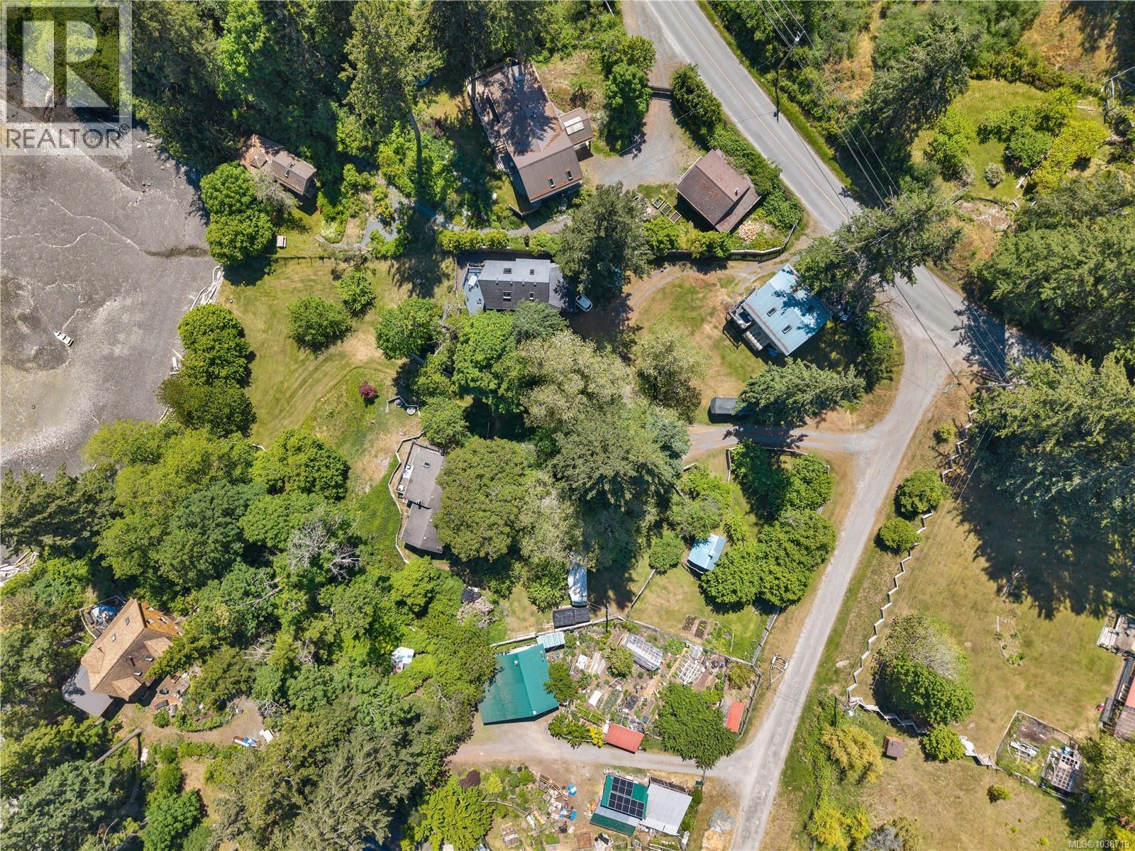 775 Endersby Rd - 77