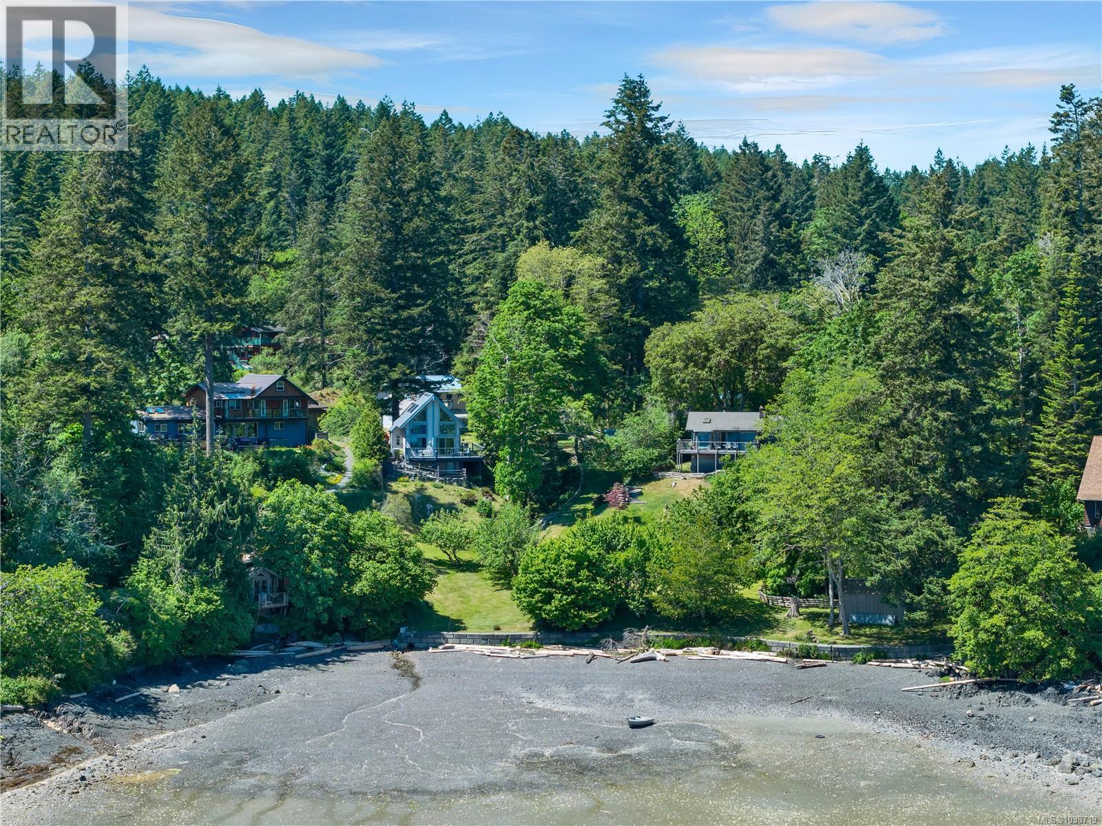 775 Endersby Rd - 82