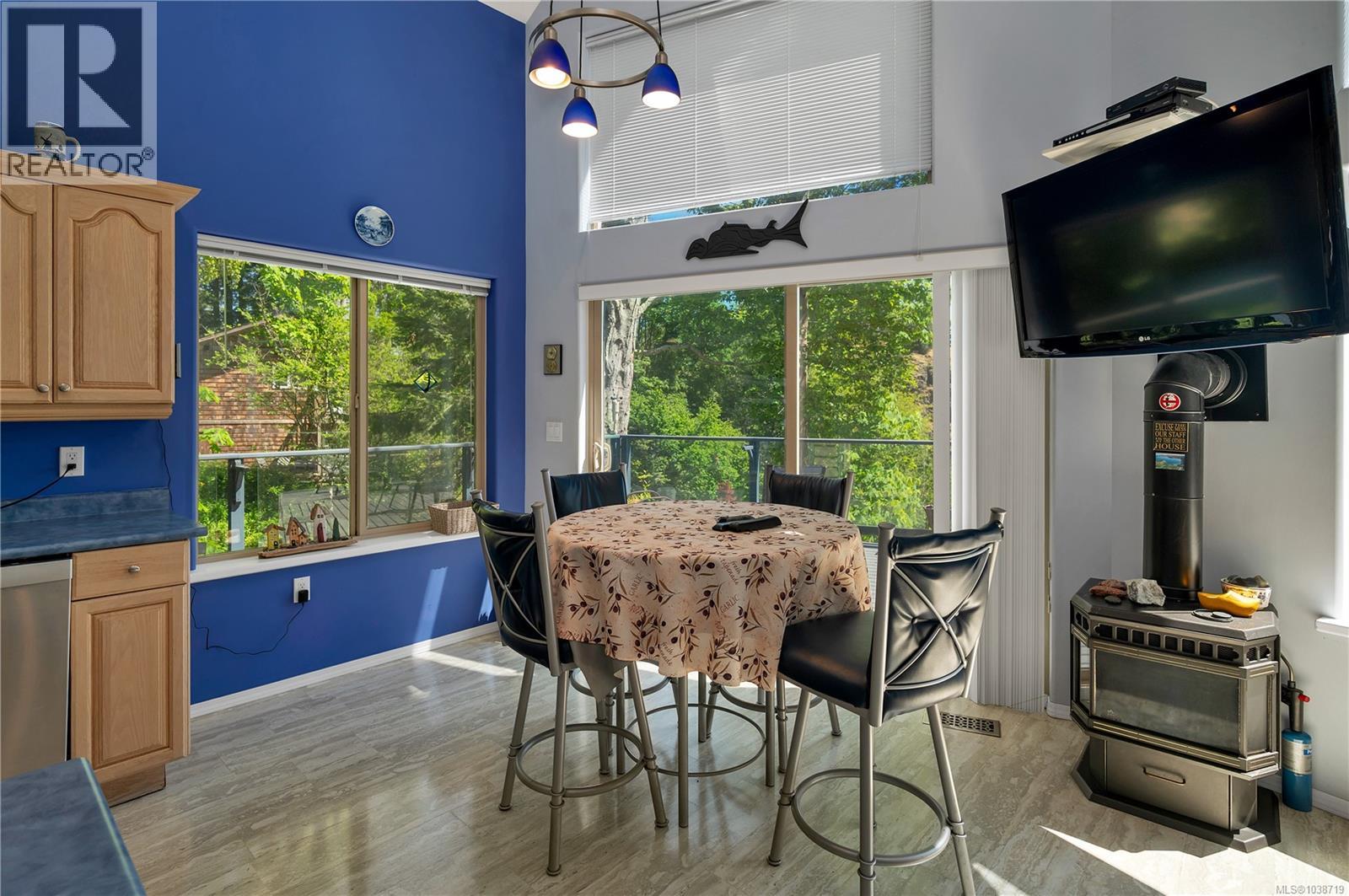 775 Endersby Rd - 9