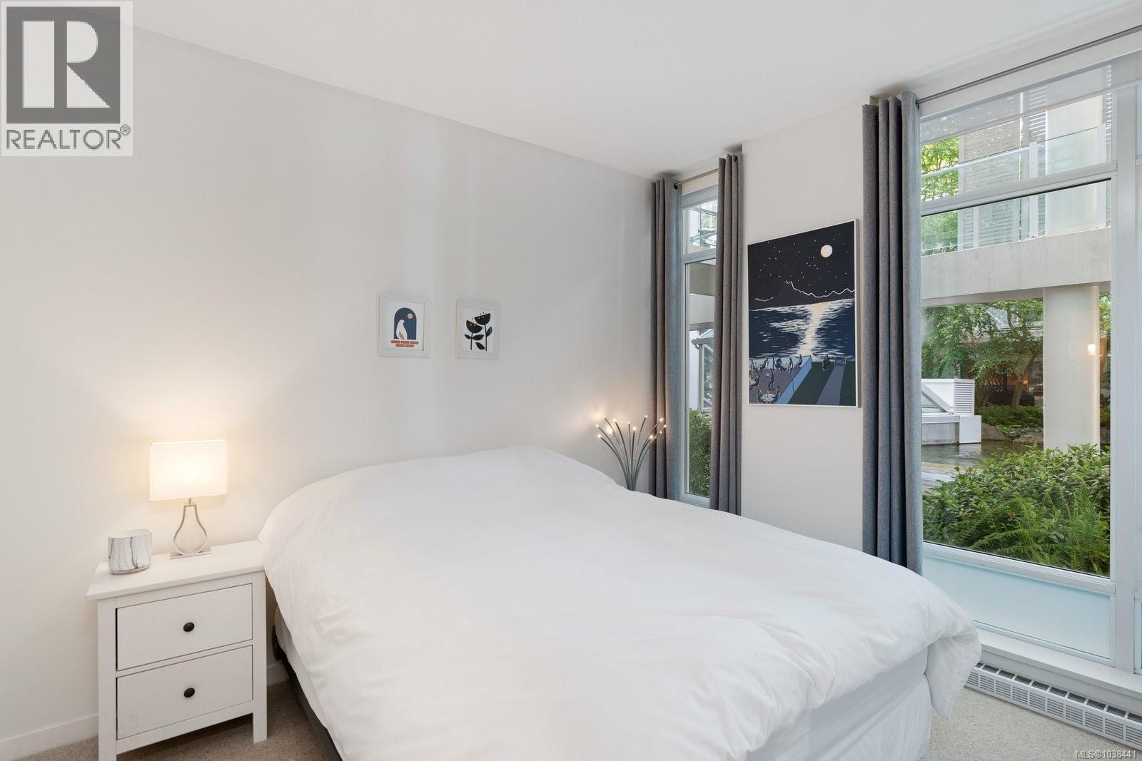 #109 68 Songhees Rd - 23