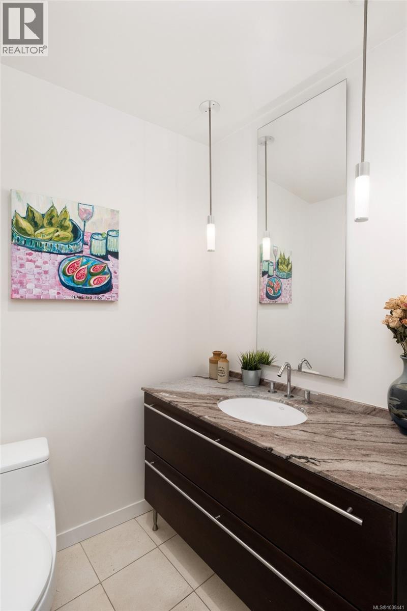 #109 68 Songhees Rd - 28
