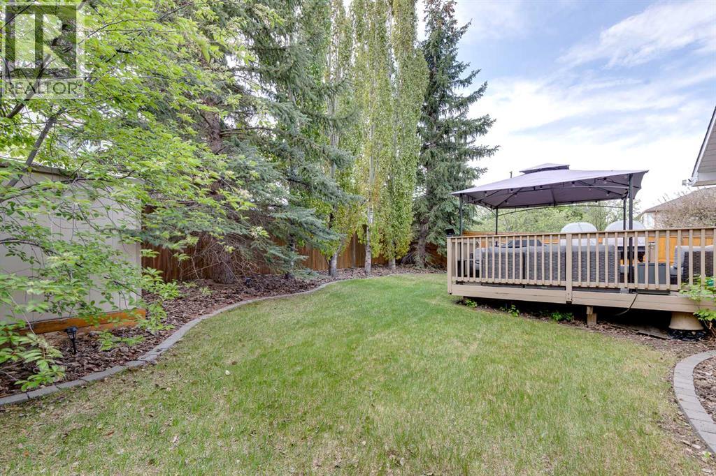 8 Mt Cascade Close SE - 37