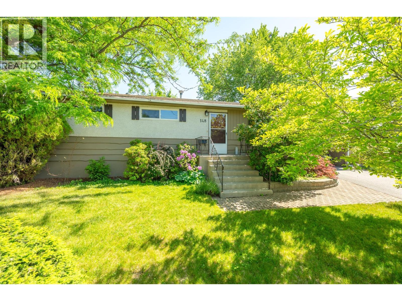 148 Woodlands Place, Penticton