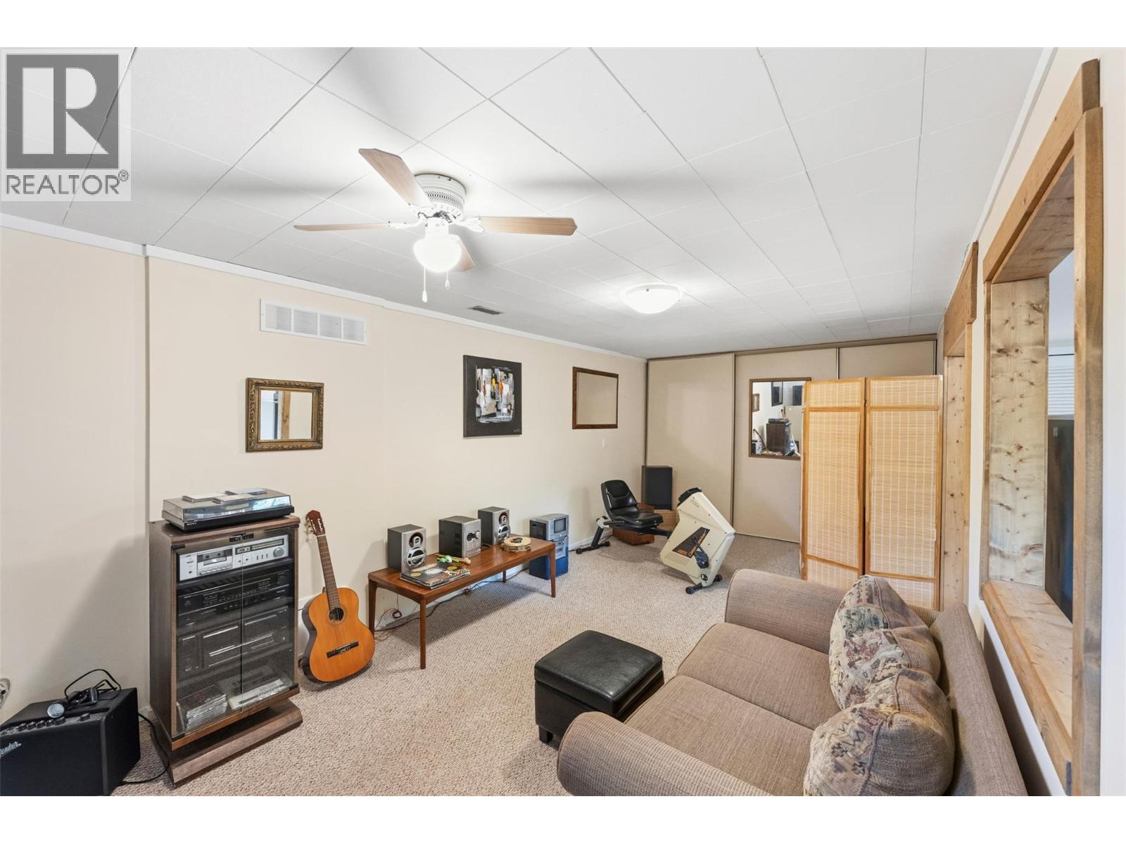 148 Woodlands Place, Penticton