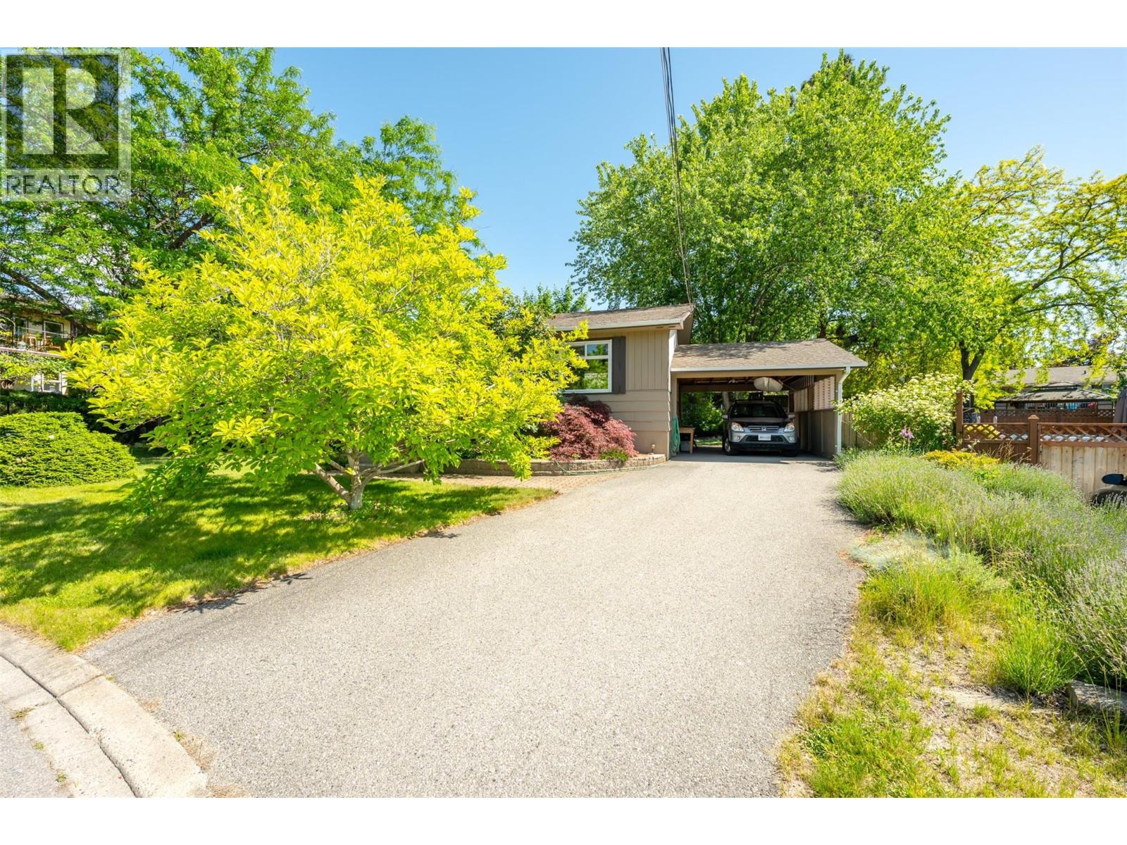 148 Woodlands Place, Penticton