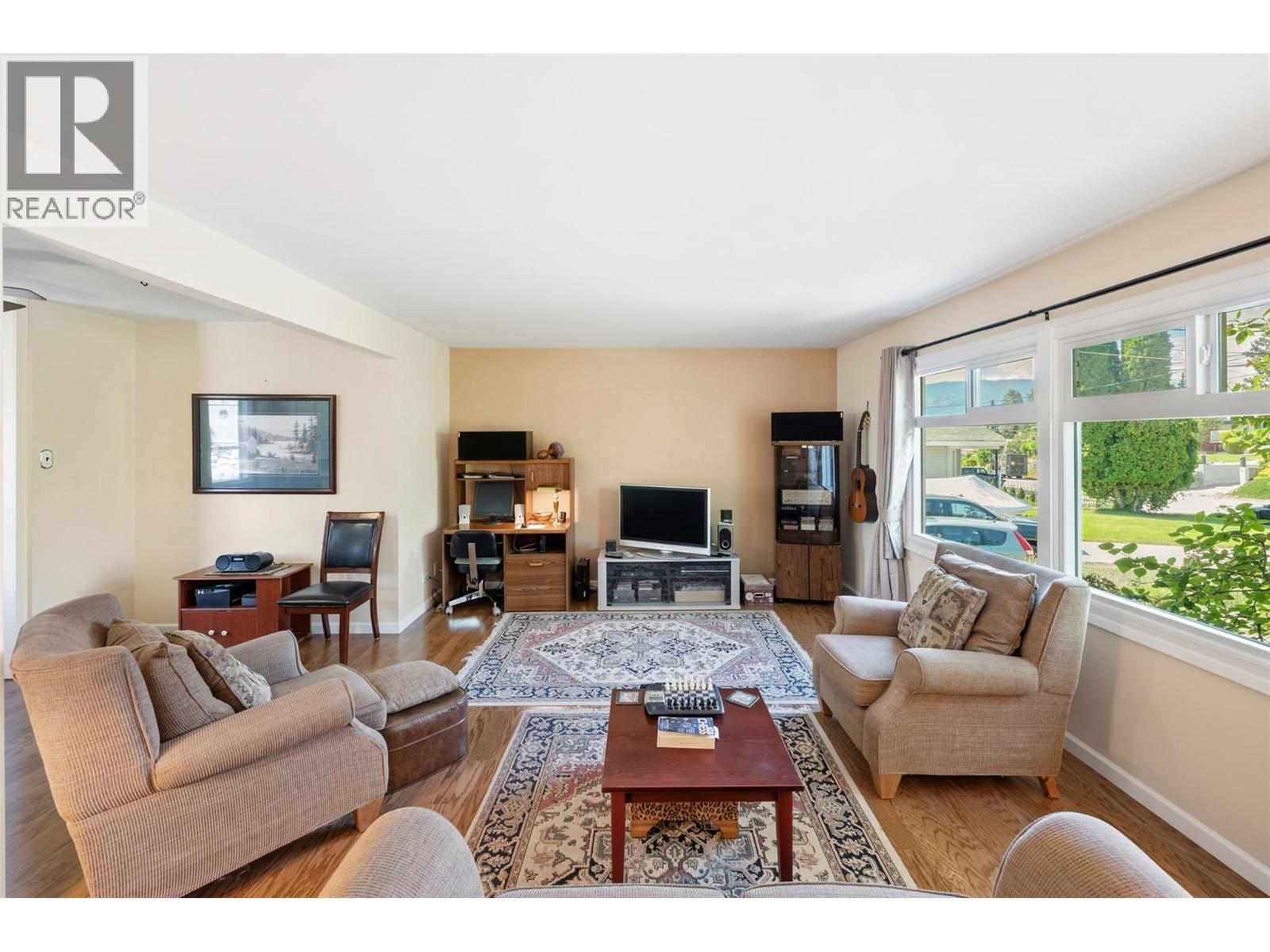 148 Woodlands Place, Penticton