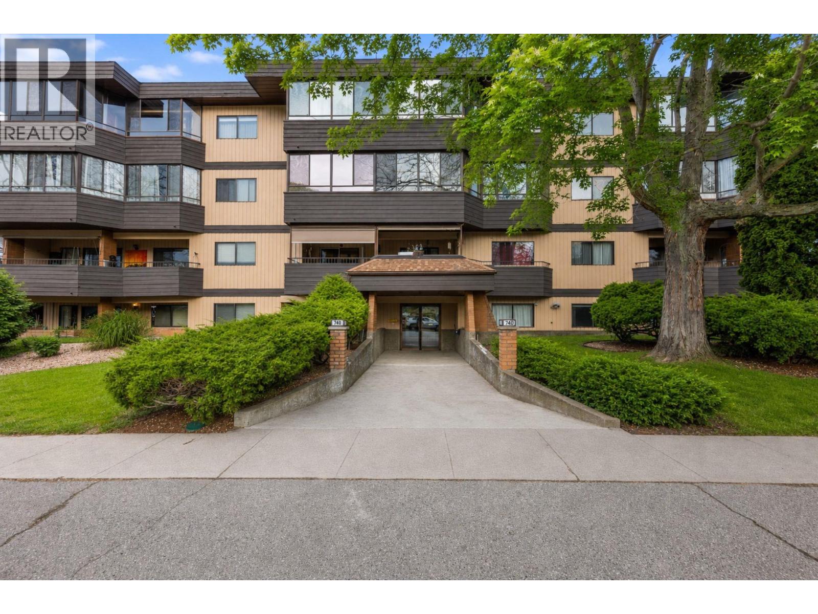 202 740 Winnipeg Street, Penticton