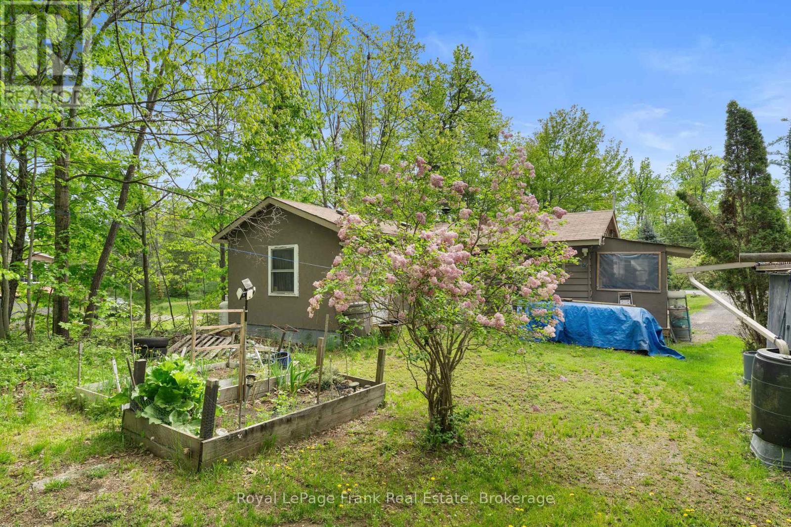 454 KENNEDY DRIVE - 11