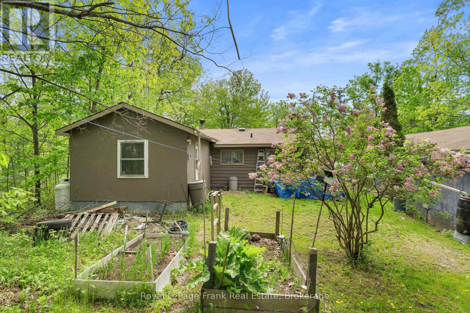 454 KENNEDY DRIVE - 13