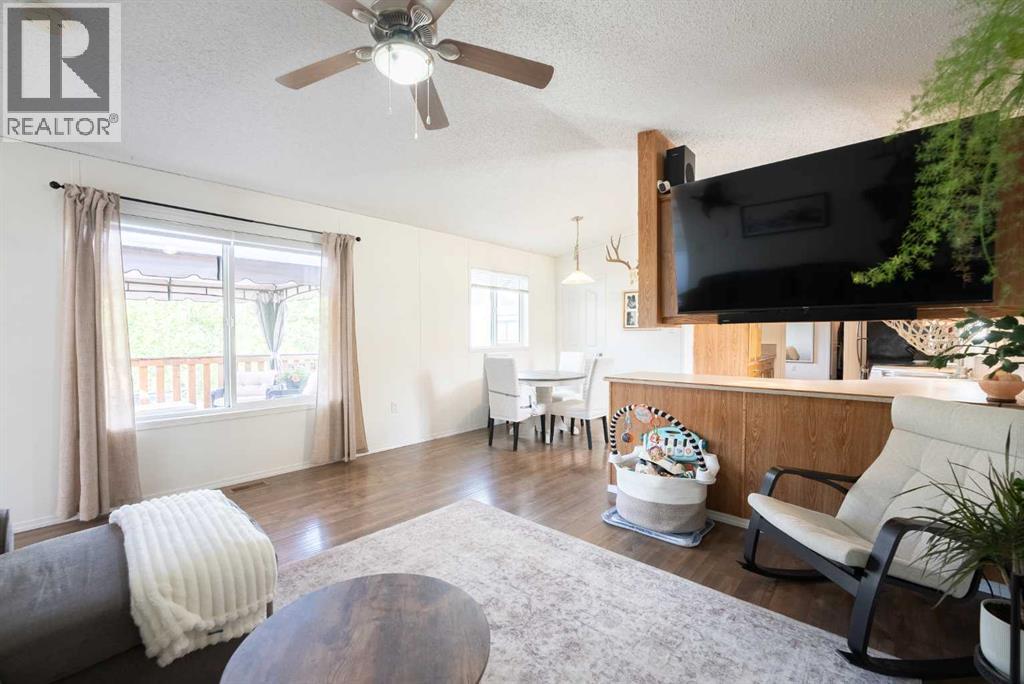 22408 27 Avenue - 5