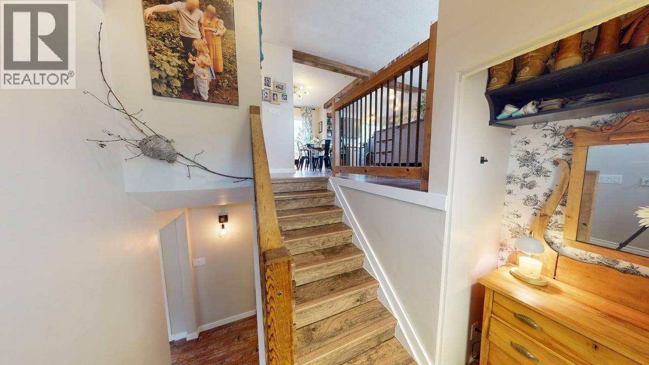 8128 96 AVENUE - 3