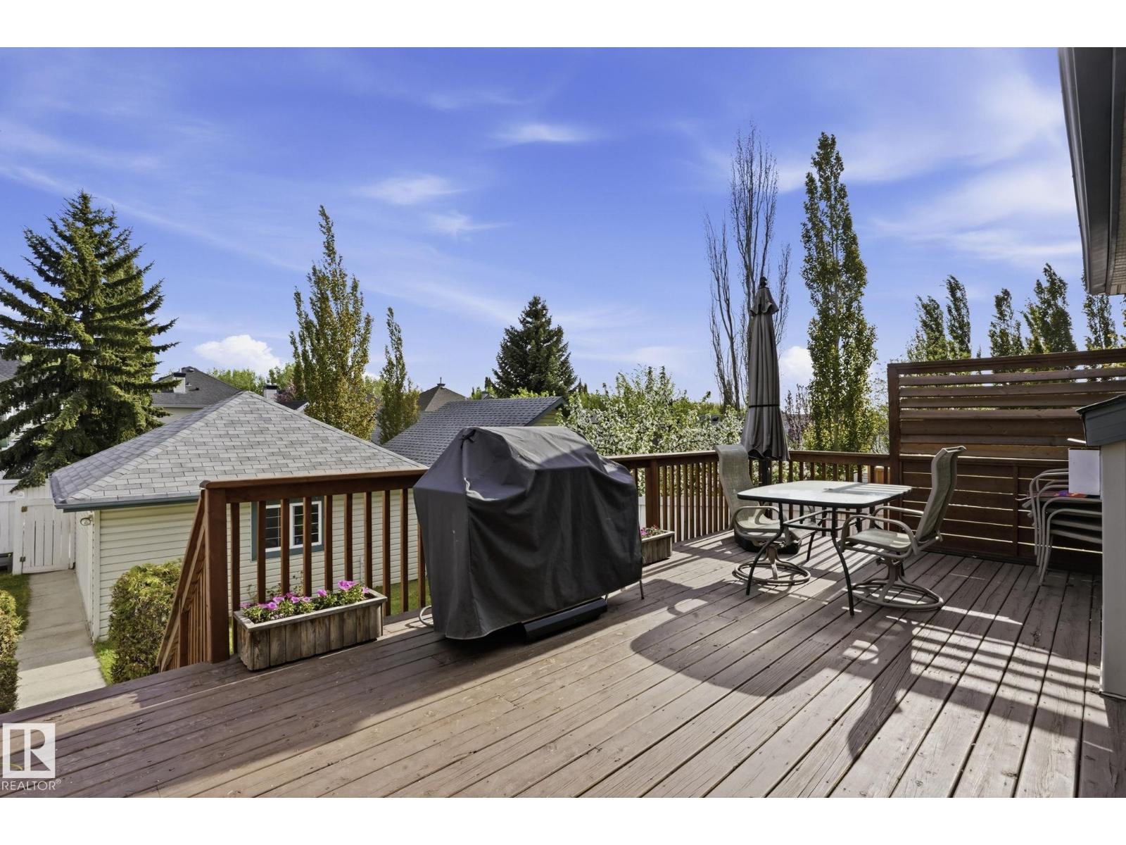 2049 TANNER WD NW NW - 32
