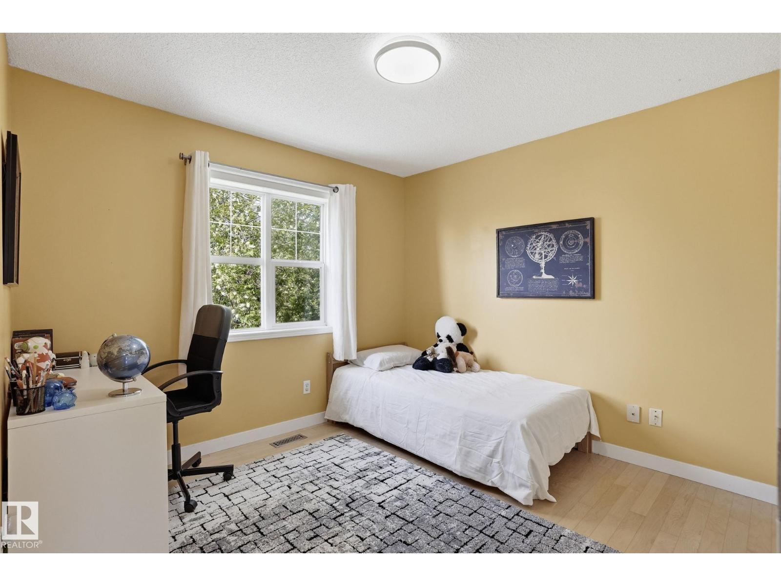 2049 TANNER WD NW NW - 22