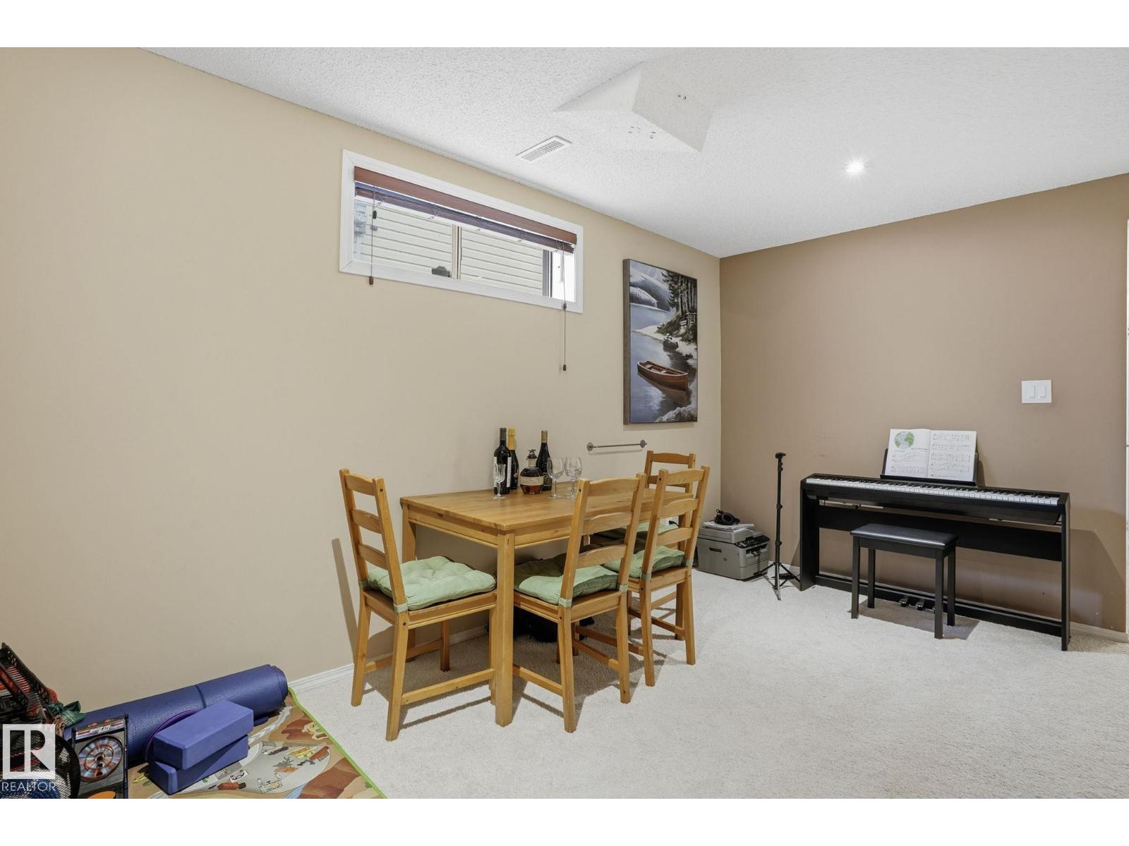 2049 TANNER WD NW NW - 28