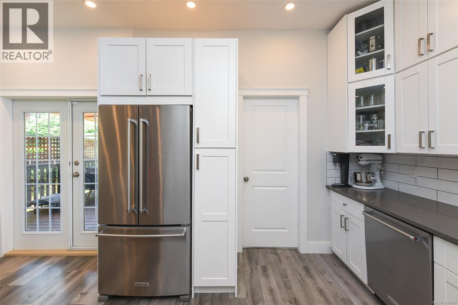 2753 Maryport Ave - 11